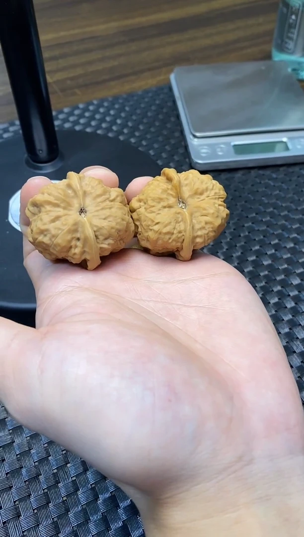 把件文玩核桃微修蛤蟆头39