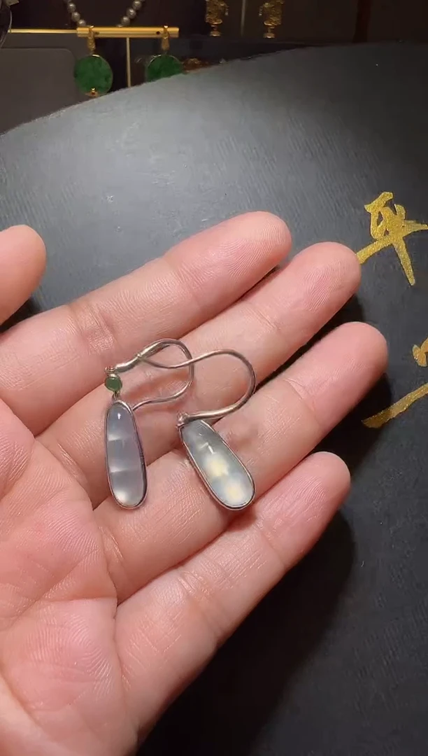 银S925镶嵌翡翠耳饰翡翠福豆耳坠