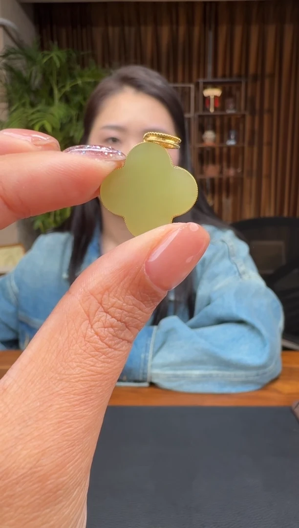 【闪购商品】和田玉9318K金镶嵌2.26冰冰多样性发货