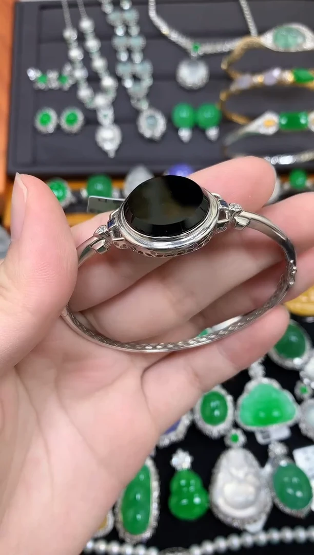 18K金镶嵌手镯（开口镯）翡翠翡翠