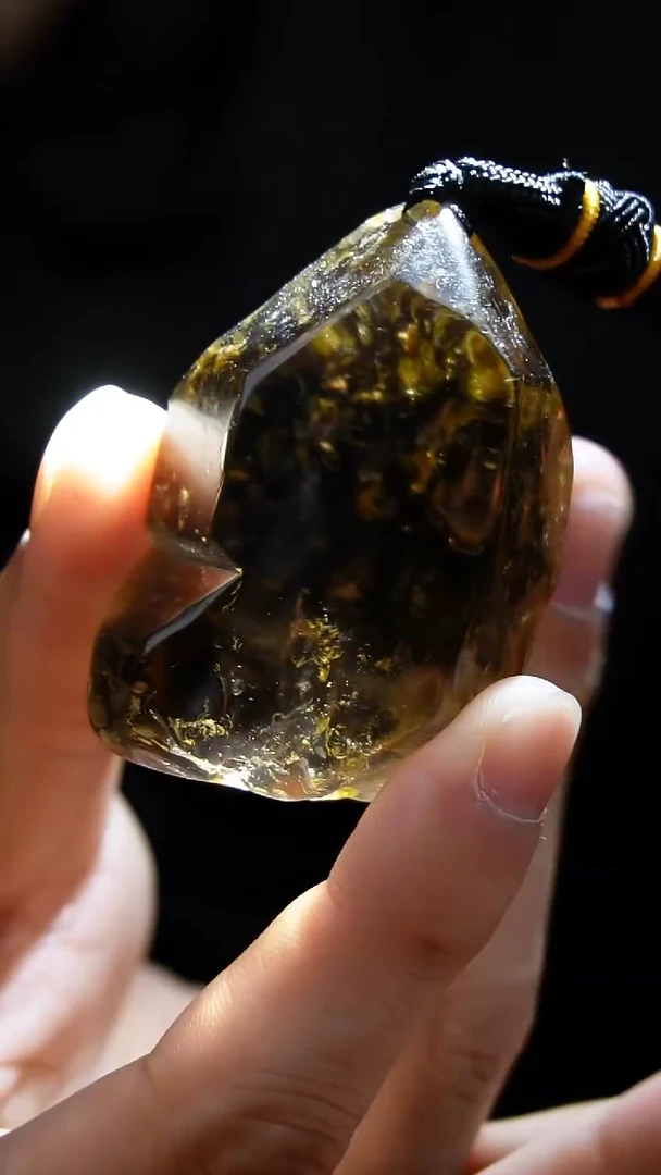 吊坠(赠链)未镶嵌水晶水晶
