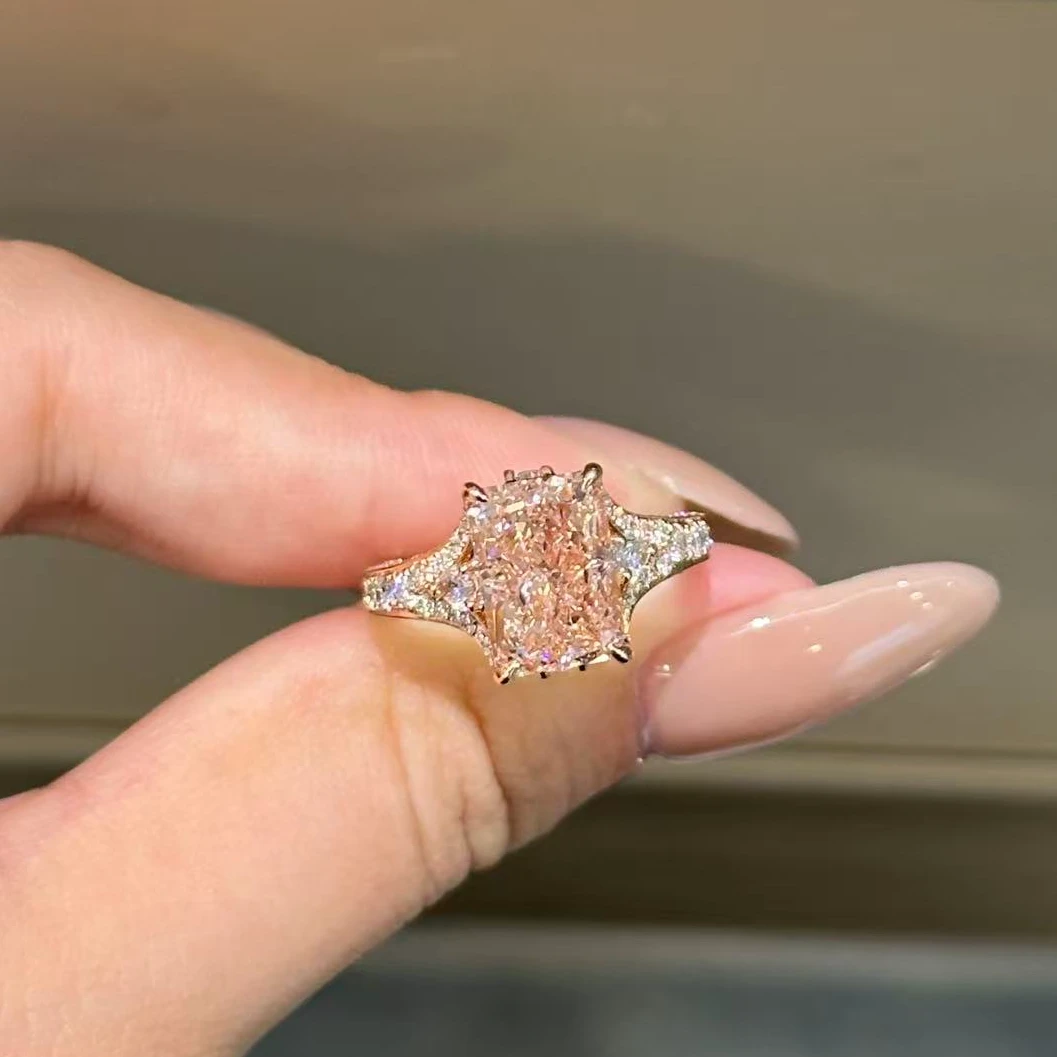 实验室培育钻石18k金镶培育钻石玫瑰金粉钻雷迪恩Y字戒臂新年配饰