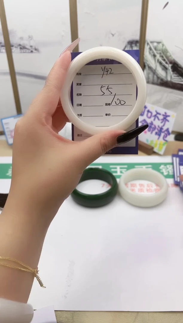 和田玉手镯未镶嵌Y42微色差