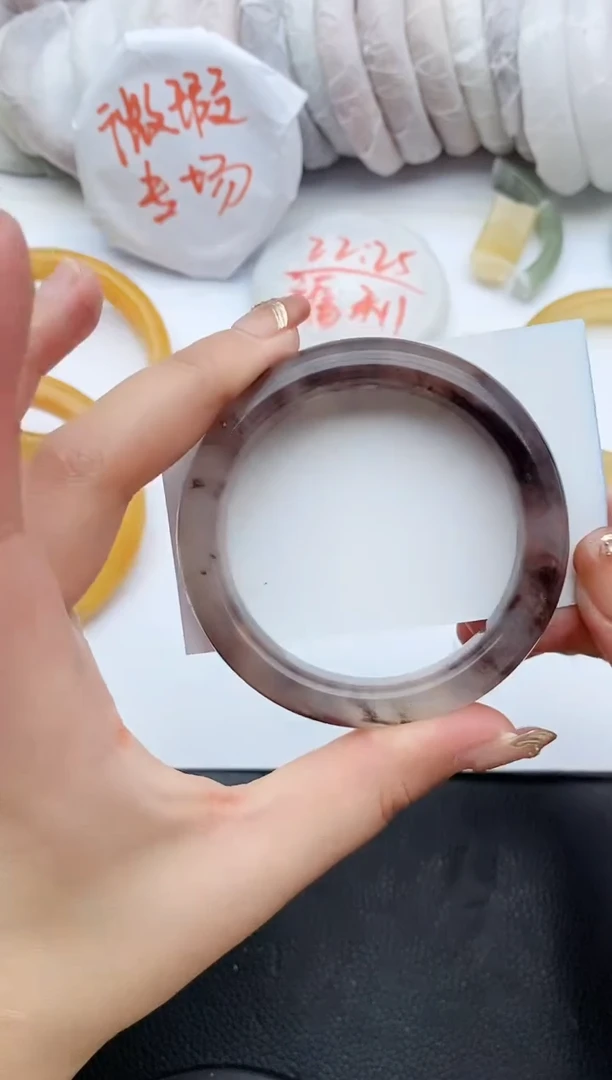 【闪购商品】石英质玉手镯未镶嵌C181+55/56