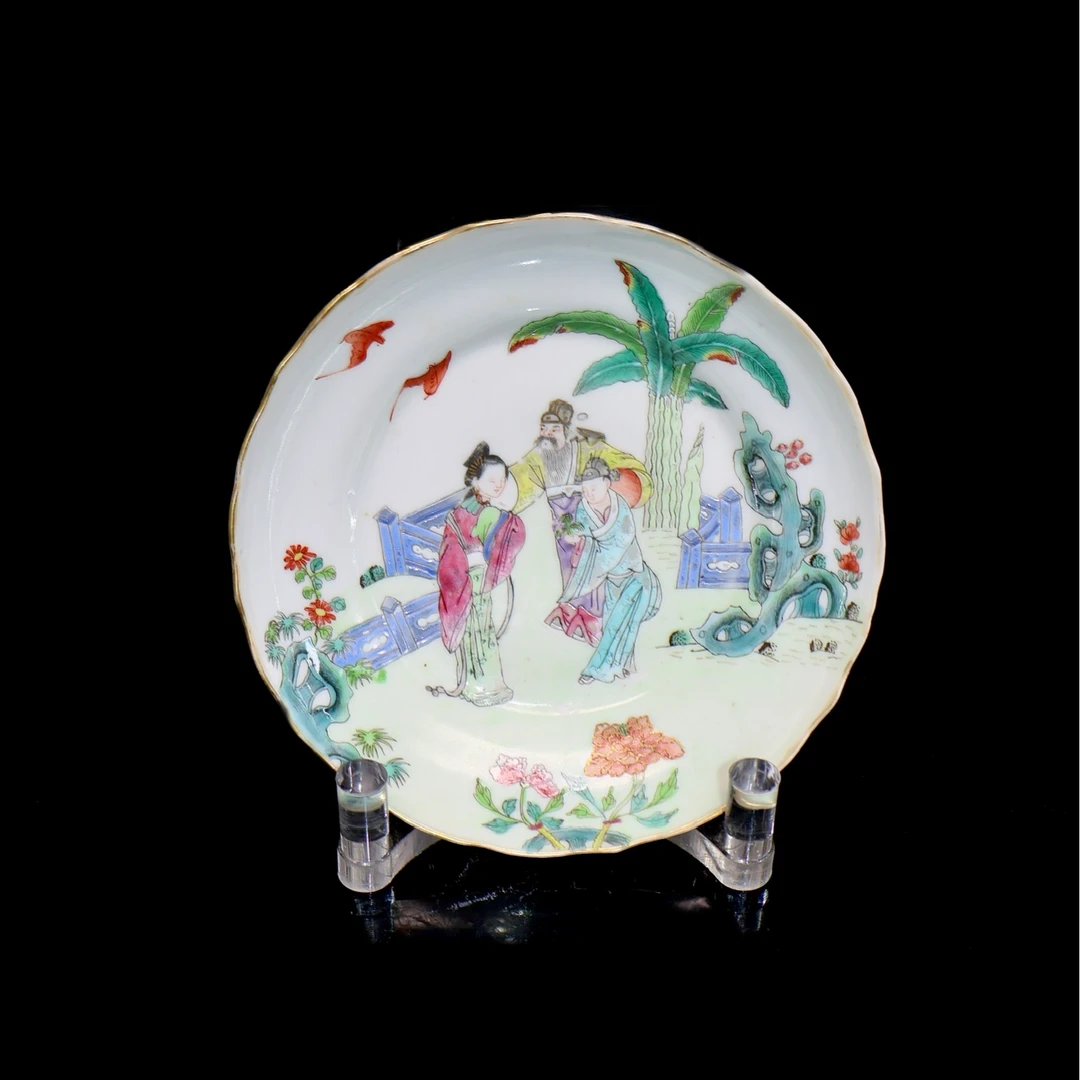 52:清道光粉彩人物故事花口盘