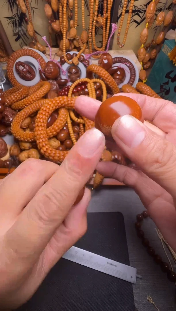 手串橄榄核光珠一个