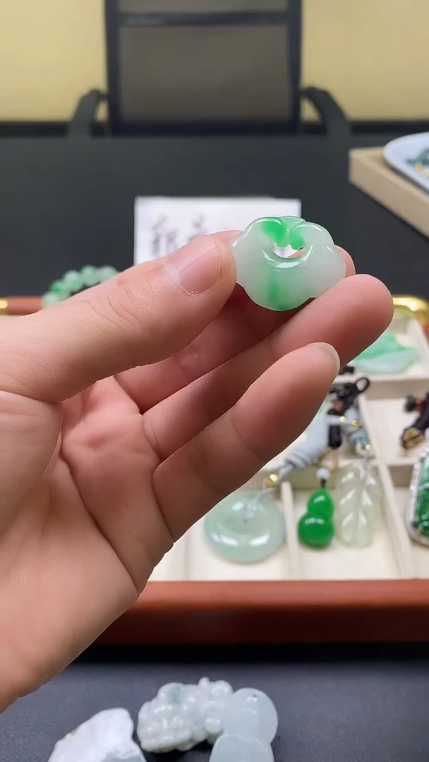 颈饰未镶嵌翡翠一图一物（所见即所得）