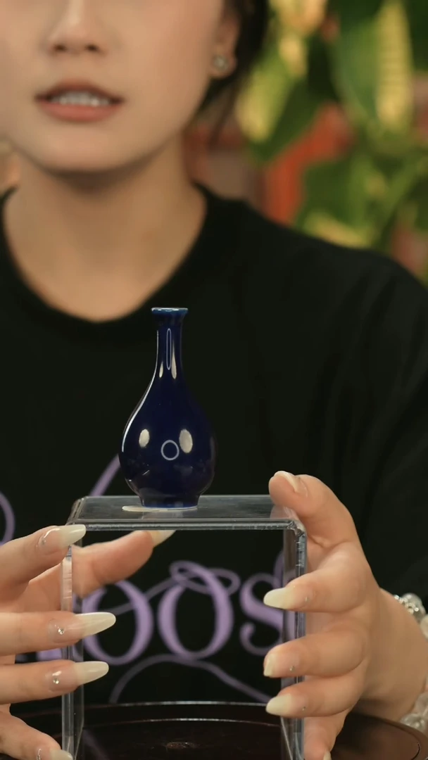 其他霁蓝釉玉壶春瓶鼻烟壶一只