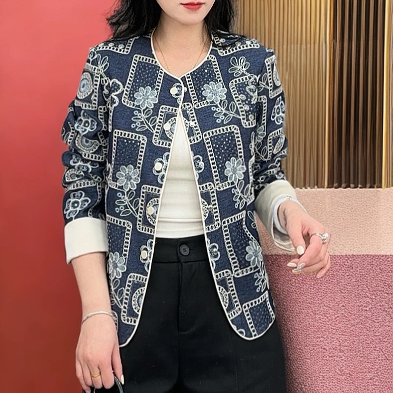 新款新中式短款提花刺绣外套潮流宽松小个子小香风上衣（25-07）