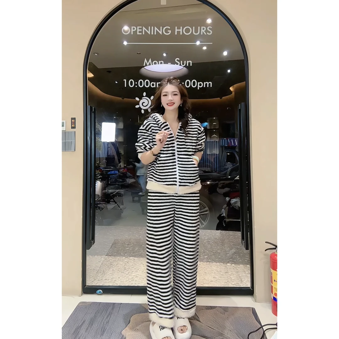 涵儿家 冬季加厚毛茸茸条纹休闲两件套套装（连帽开衫+松紧阔腿裤）