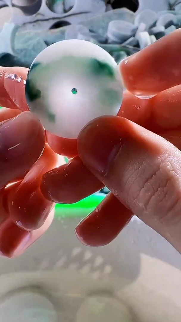 翡翠裸石 缅甸翡翠A货文1462