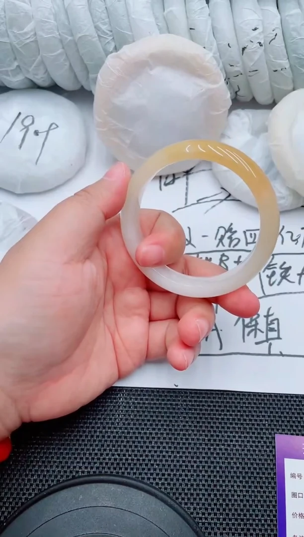 未镶嵌手镯石英质玉G192-55-56