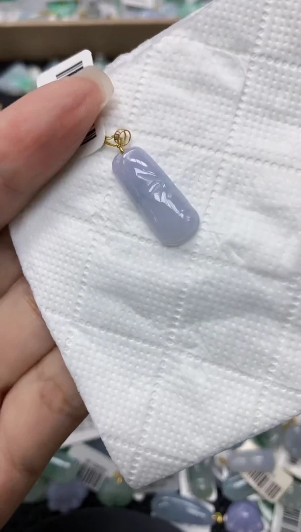 颈饰18K金镶嵌翡翠 11111111111