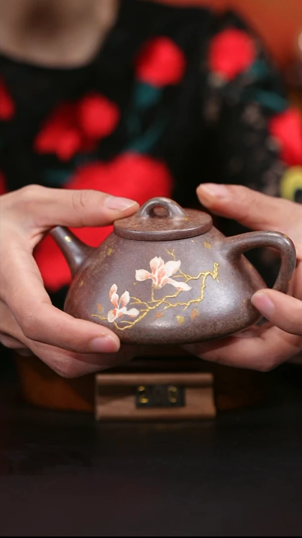 央广国宝苑紫砂茶壶 37