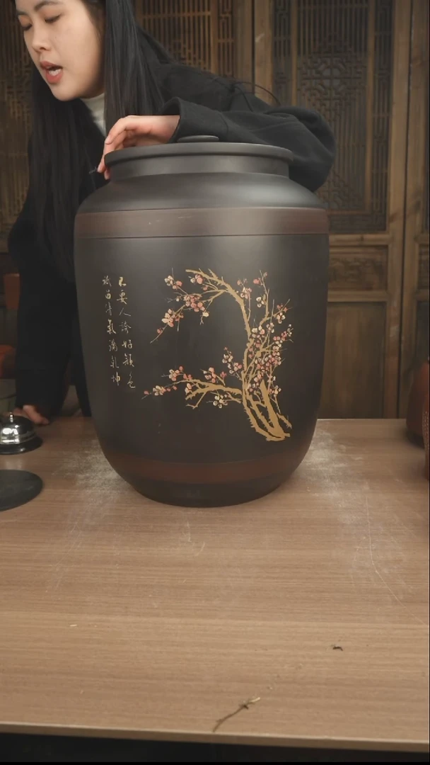 云南建水紫陶茶缸