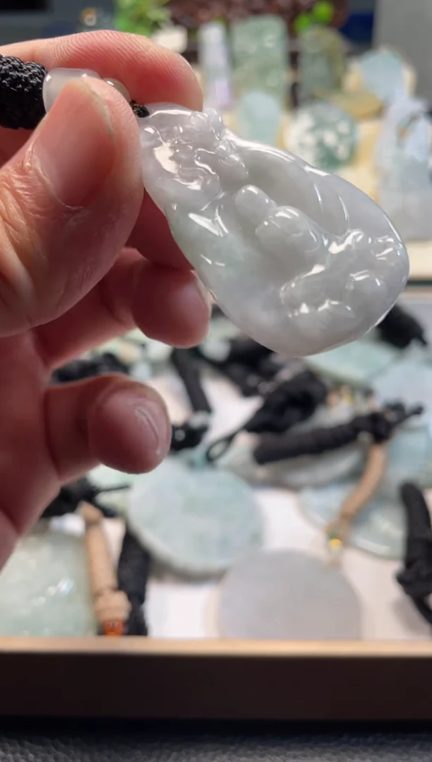 颈饰未镶嵌翡翠12/10/026