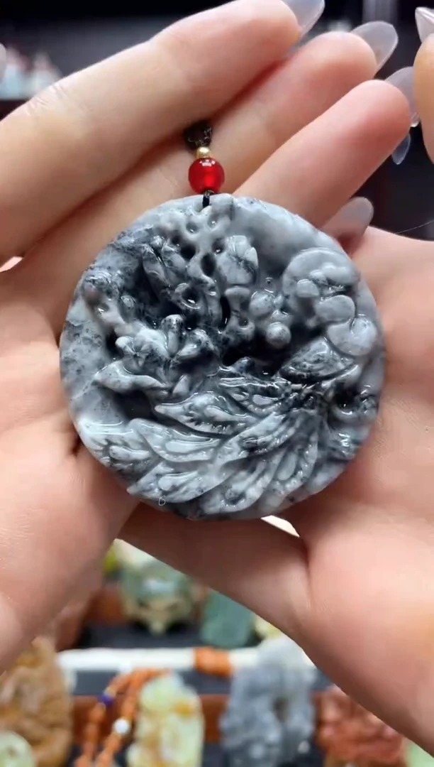 未镶嵌岫玉吊坠·