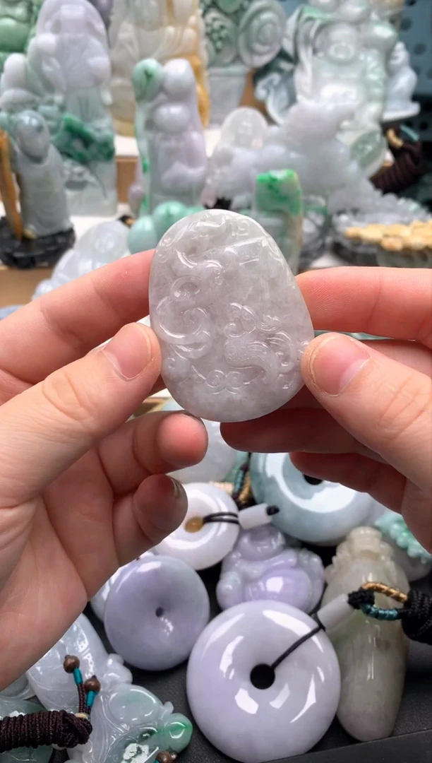 吊坠(不含链)未镶嵌翡翠1