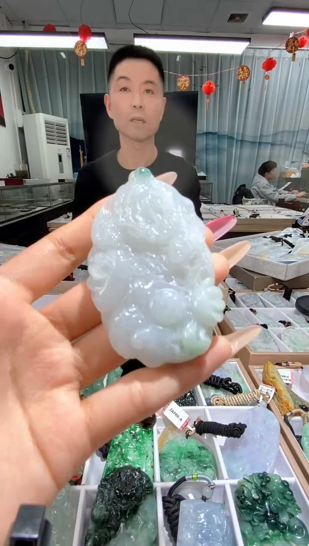 【闪购商品】翡翠颈饰未镶嵌天然缅甸翡翠A货未镶嵌