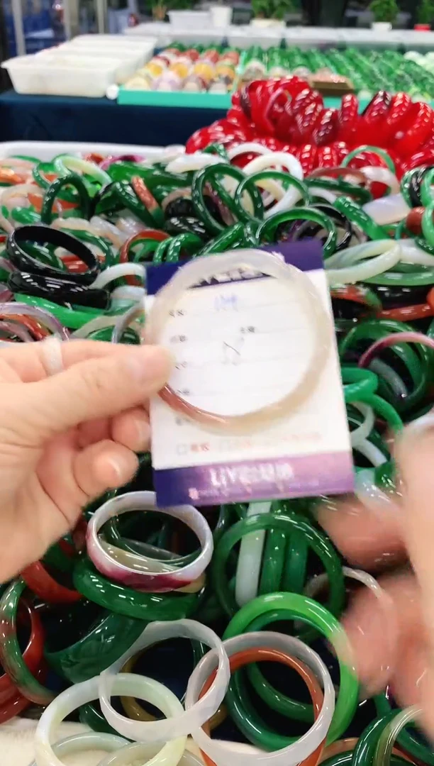 手镯玛瑙/玉髓未镶嵌114