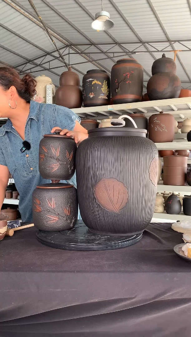 【一个20升水缸】+2个小茶罐