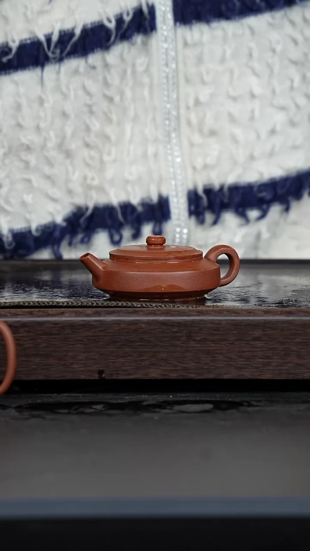 【闪购商品】紫砂茶壶红皮龙仲芳周盘