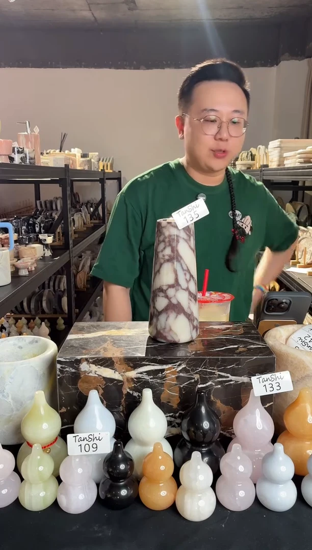 石材135宝紫圆柱花瓶