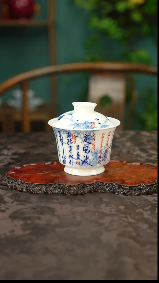 画堂春 青花手绘定风波盖碗
