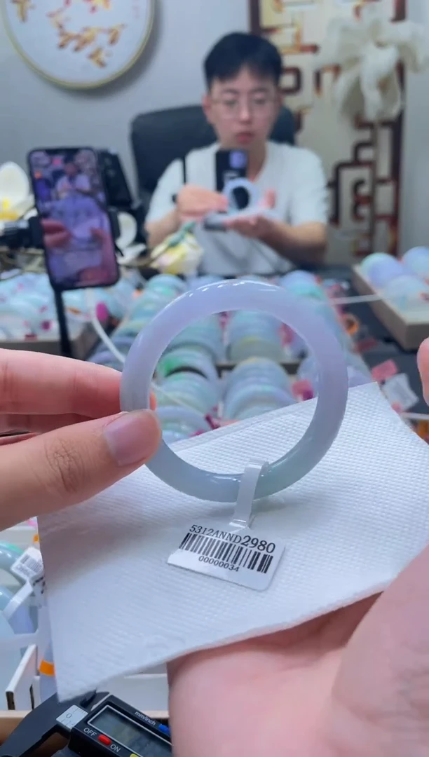 未镶嵌手镯翡翠137-53