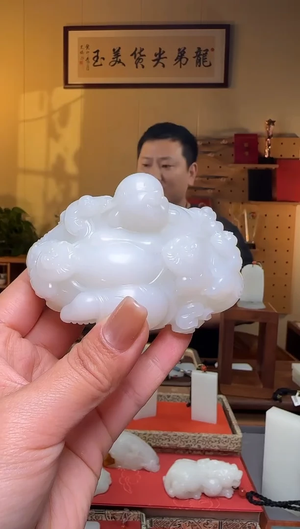 颈饰未镶嵌和田玉奋**生1