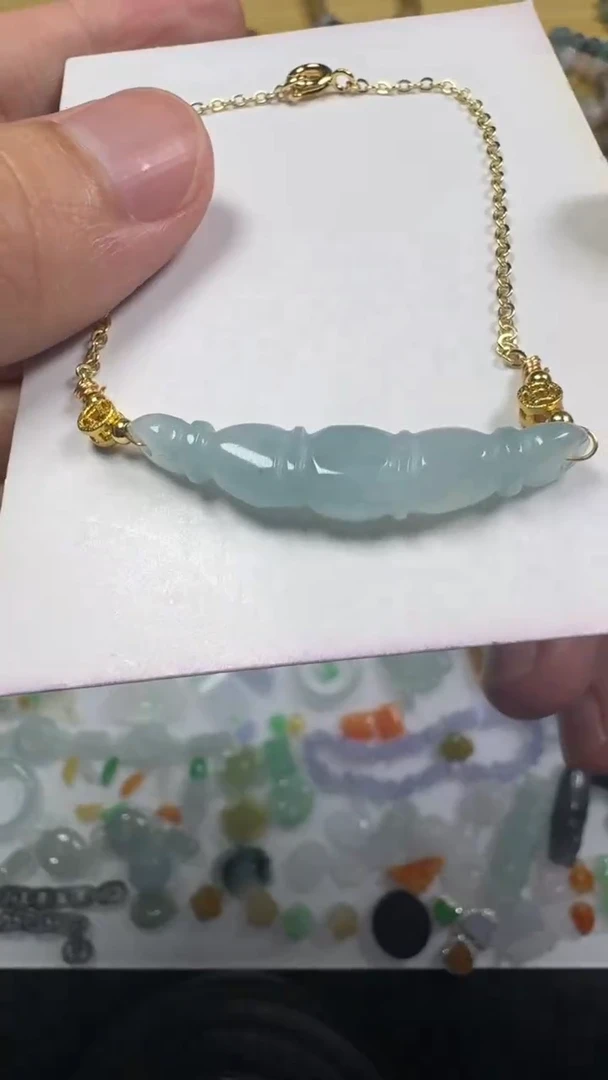 翡翠未镶嵌颈饰【闪购商品】 天然翡翠
