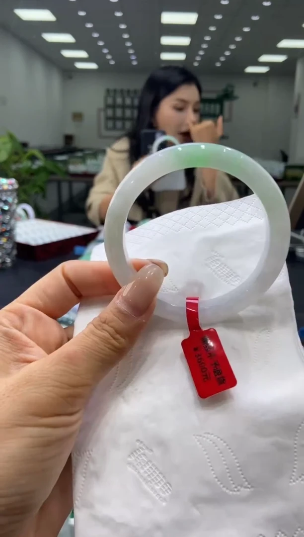 未镶嵌手镯翡翠0001130