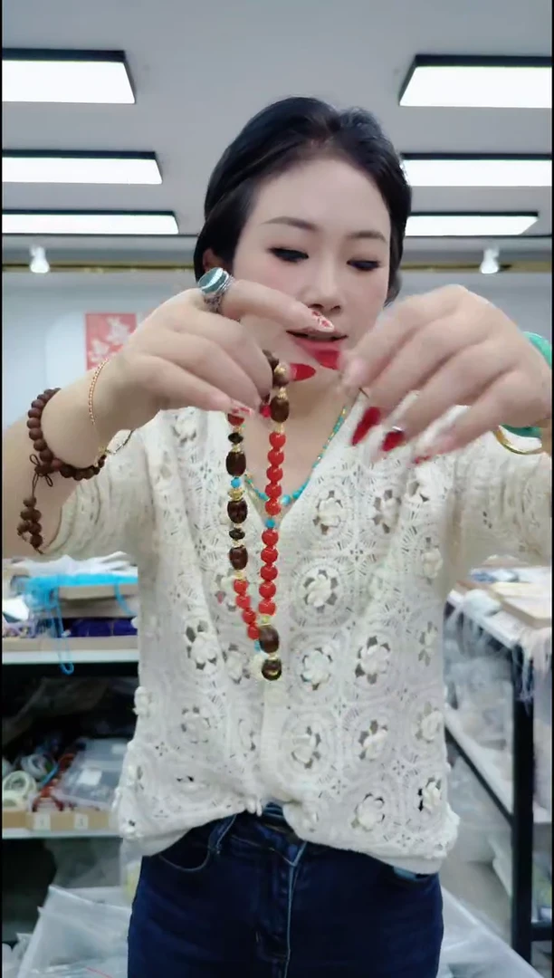 【闪购商品】南红玛瑙颈饰合金3186 南红双圈