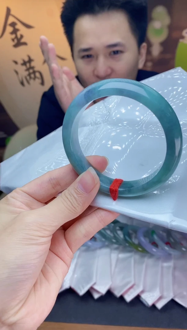 未镶嵌手镯翡翠天然缅甸A货翡翠手镯