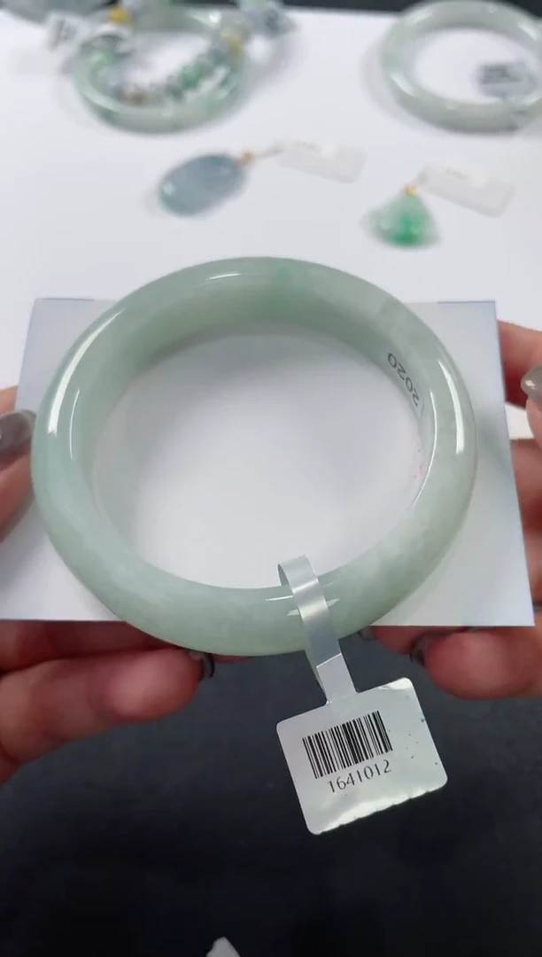 未镶嵌手镯翡翠基地发货H2781