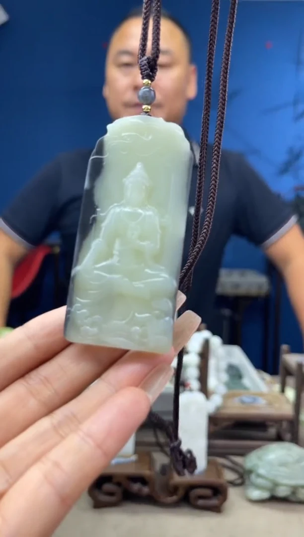 和田玉未镶嵌颈饰1