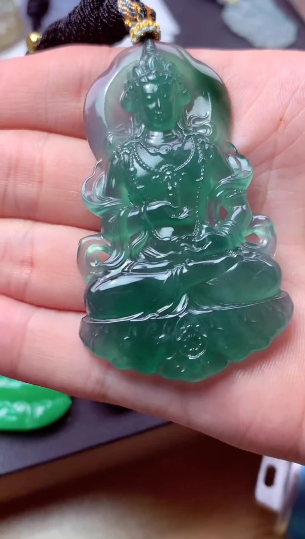 翡翠未镶嵌颈饰天然翡翠