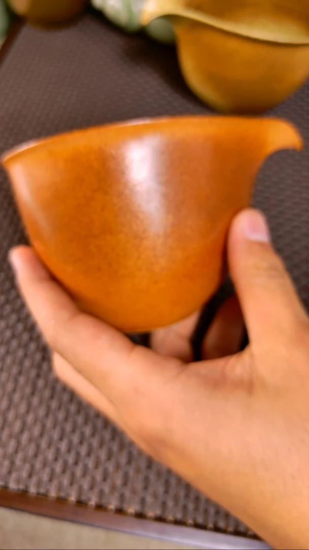 春**通和青禾公道杯