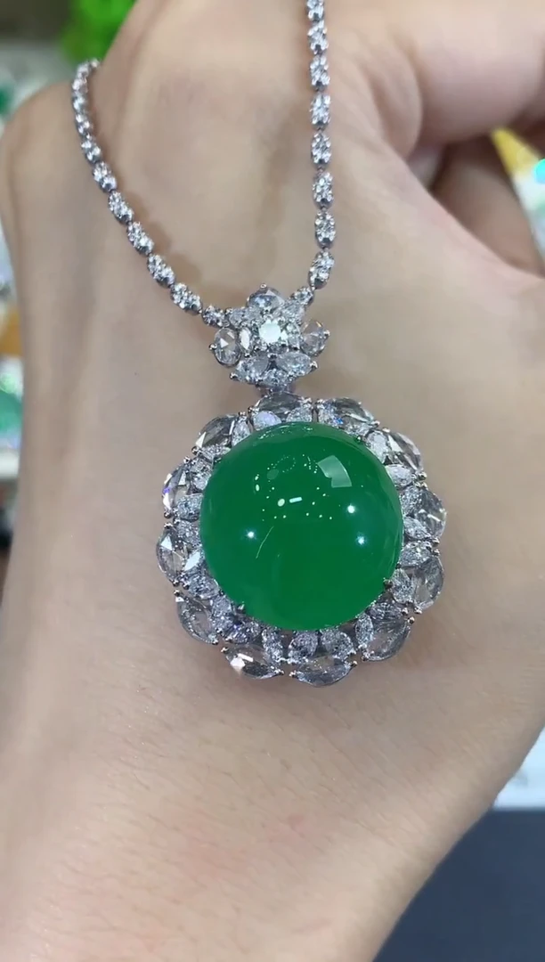 吊坠(不含链)18K金镶嵌翡翠潘***️D20