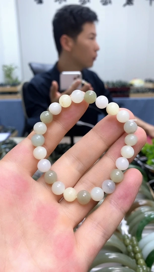 和田玉手镯未镶嵌8mm