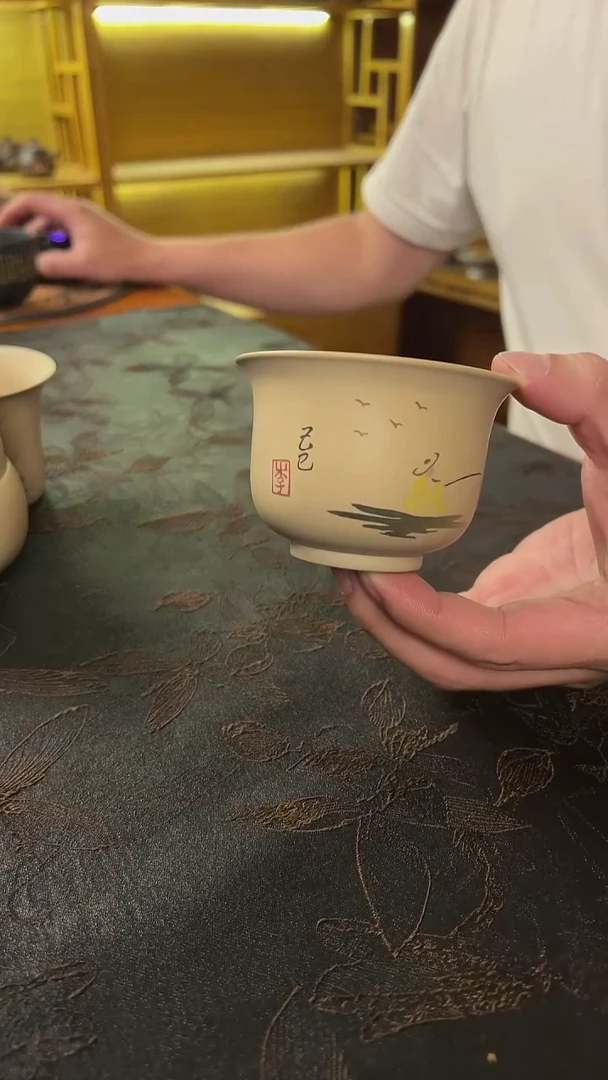 【闪36号】白泥 刻填杯 主人杯