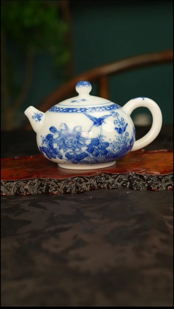 画堂春邵辉平老师花鸟壶