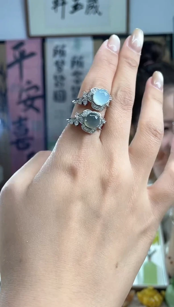 未镶嵌岫玉两个努****力多样性发货其中发一