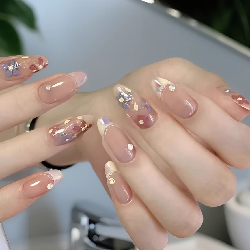 裸色甜美手工穿戴甲手绘油画花花高级感显白法式学生仙女美甲贴片