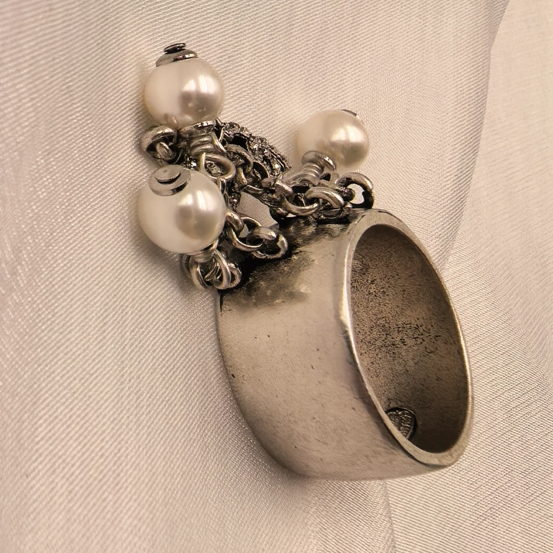 铜合金亚克力戒指 【伊琳甄选】银白珠戒指