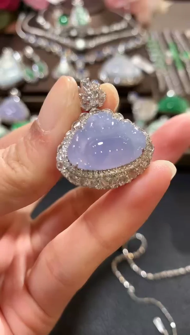 吊坠(不含链)18K金镶嵌翡翠n108  紫色有色差