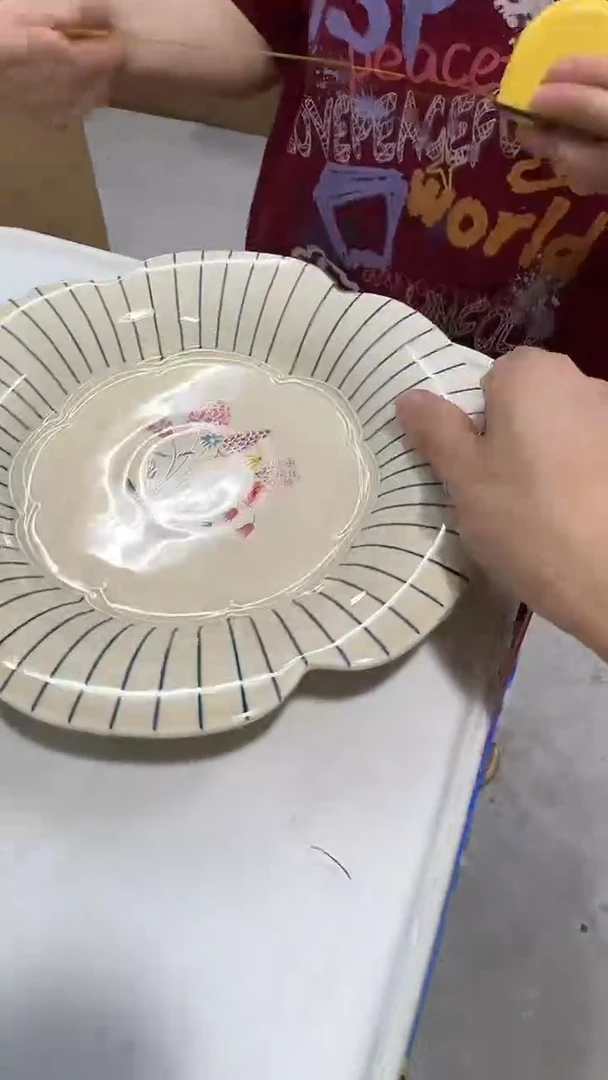 瓷片欧式9寸六花瓣盘