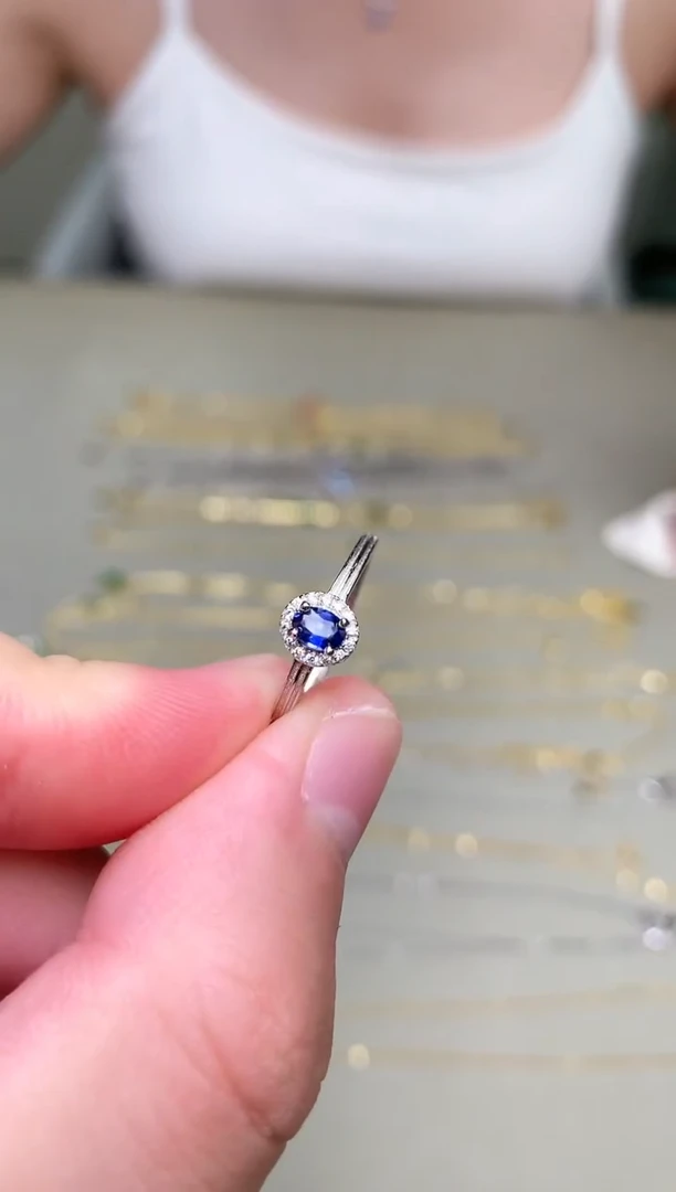蓝宝石戒指银S925镶嵌戒指