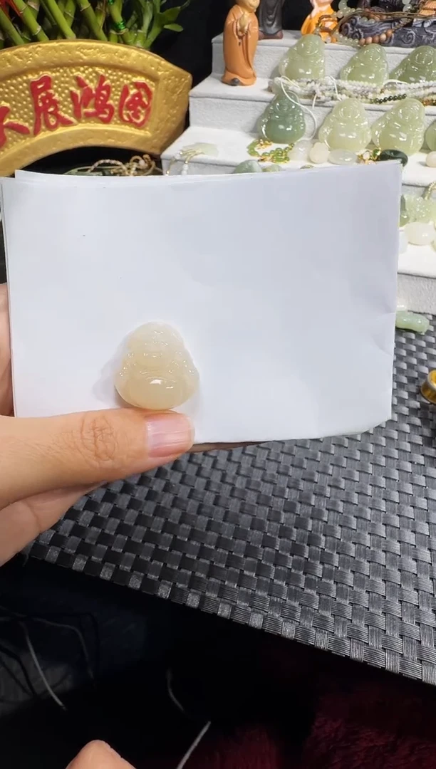 颈饰未镶嵌和田玉?****辉藕粉25佛公