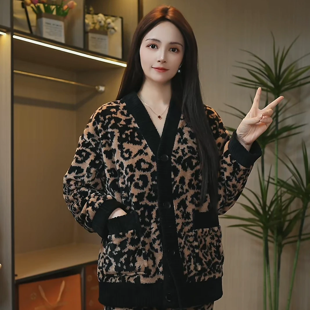 2025半边绒豹纹睡衣女秋冬家居服雪花绒加绒加厚保暖套装可外穿